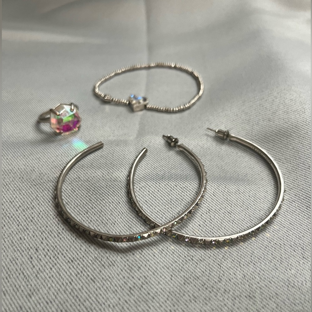 Kendra Scott silver bracelet, earrings, ring